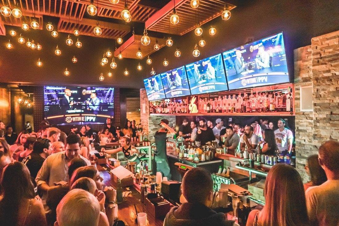 Mayweather vs McGregor PPV night on the big screen